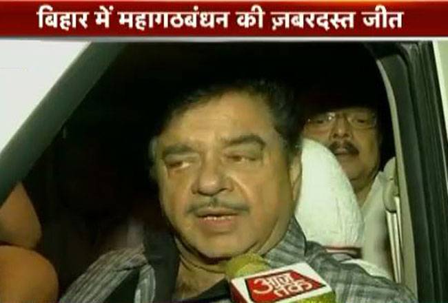 ताली कप्तान को तो गाली भी कप्तान को: शत्रुघ्न सिन्हा