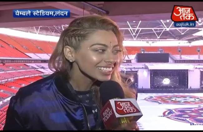 मोदी के लिए ये गाना गाएंगी सोना रेले...