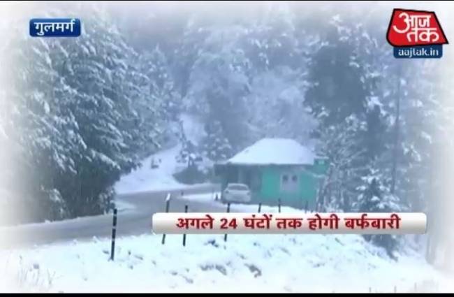 गुलमर्ग में भारी बर्फबारी
