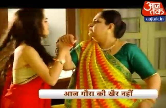 साथिया के सेट पर मीरा बनी हंटरवाली