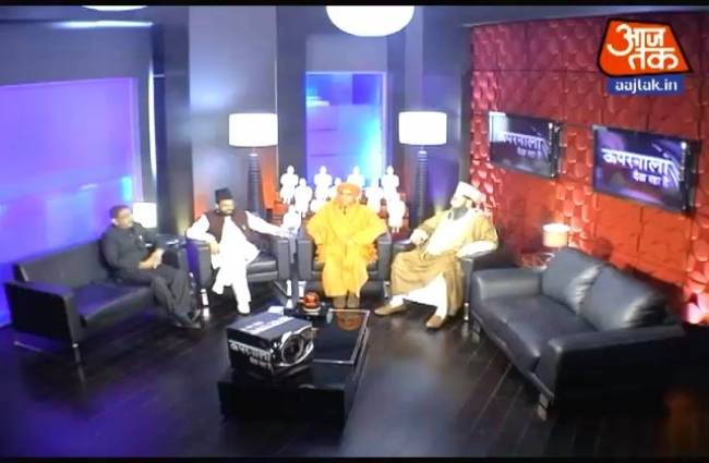 देश में कौन फैला रहा है अशांति?