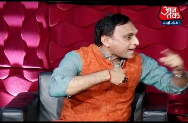 ऊपरवाला देख रहा है