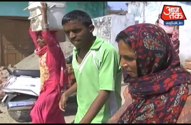 अनजान बीमारी से दम तोड़ रहे हैं बच्चे