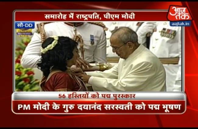 राष्ट्रपति ने 56 हस्तियों को दिए पद्म पुरस्कार