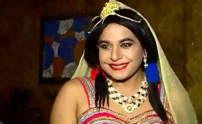 ये है यामिनी की मसखरी नागिन