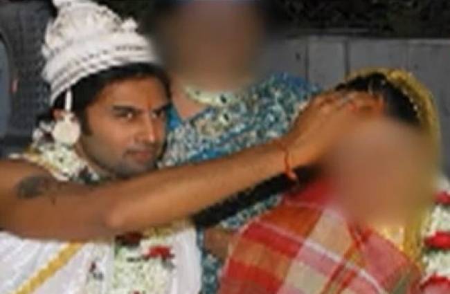 2011 में हुई थी राहुल की पहली शादी