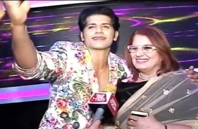 मदर्स डे पर खास रंगारंग कार्यक्रम