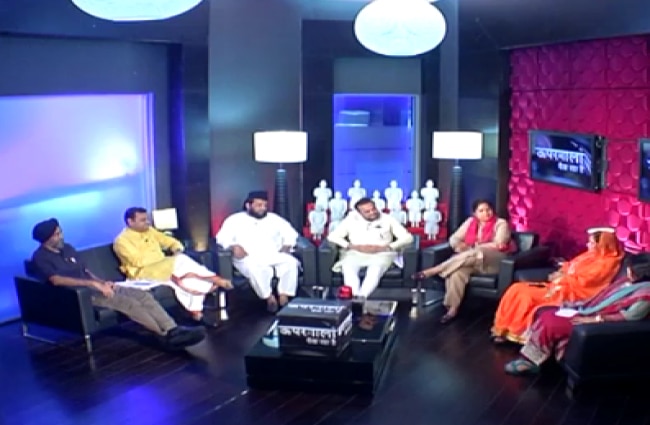 ऊपर वाला देख रहा है