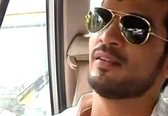 देखिए रितिक की रियल लव लाइफ