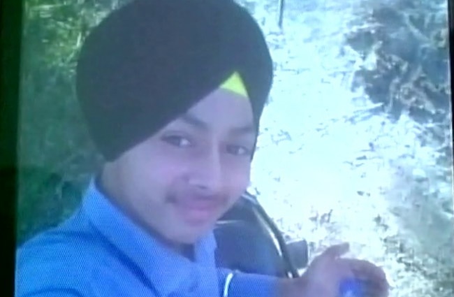 सिर में लगी गोली