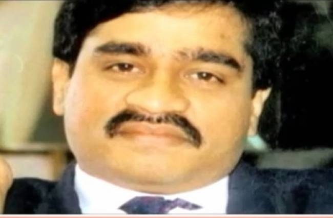 क्या महाराष्ट्र के मंत्री खडसे का दाऊद से कनेक्शन है?