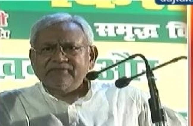 'जंगलराज' पर नीतीश कुमार ने तोड़ी चुप्पी