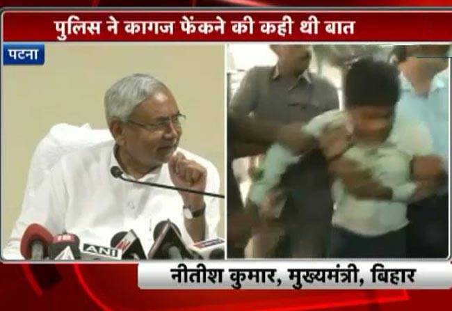 मेरे ऊपर चप्पल फेंकी गई: नीतीश कुमार