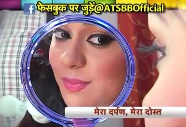 हुस्न की कहानी, शीशे की जुबानी!