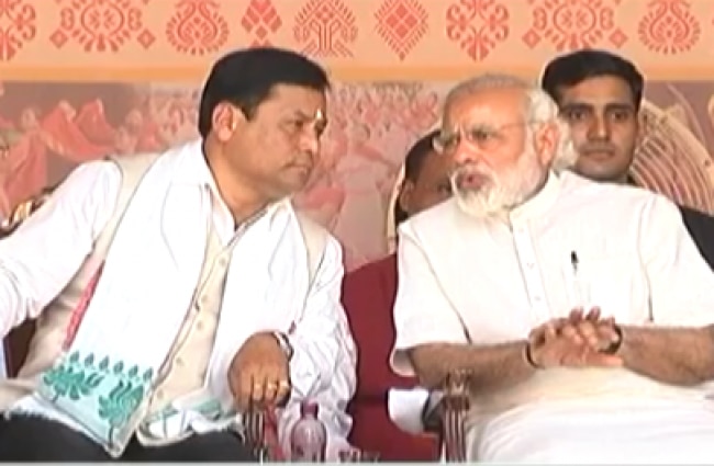 सोनोवाल ने ली सीएम पद की शपथ