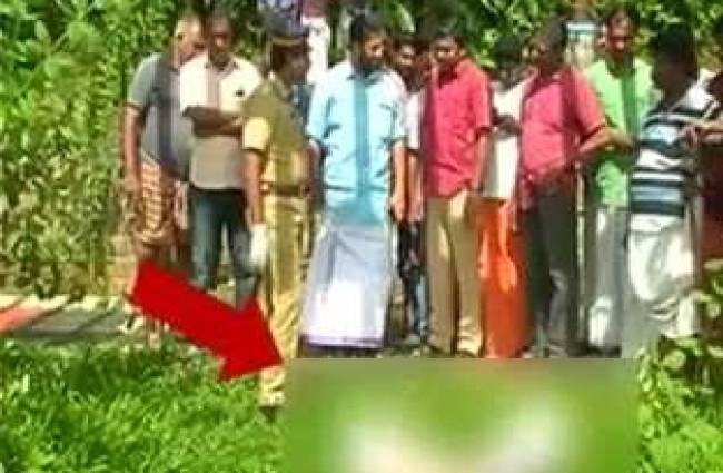 बेटों ने पिता से लिया खूनी बदला