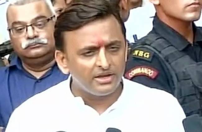 यूपी के सीएम अखिलेश यादव