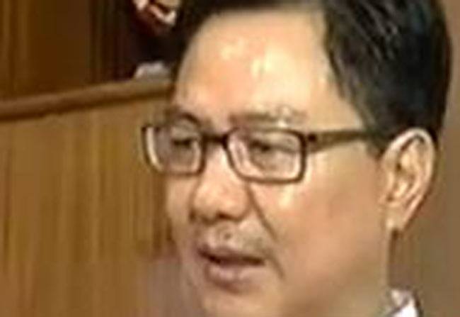 LG को निशाना बनाना ठीक नहीं: किरण रिजिजू