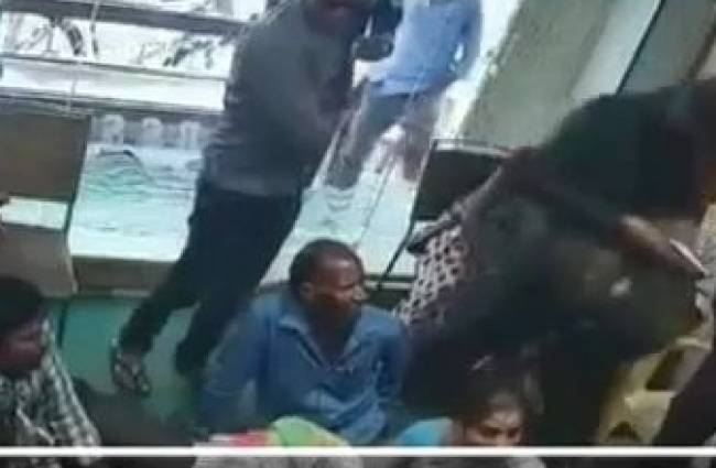 देखिए 1 करोड़ की लूट का लाइव वीडियो