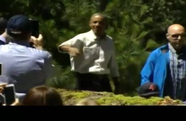 ओबामा ने परिवार संग की पार्क की सैर