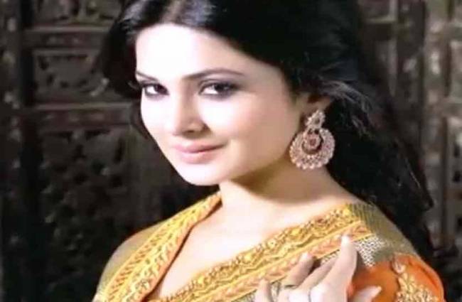 सास, बहू और बेटियां