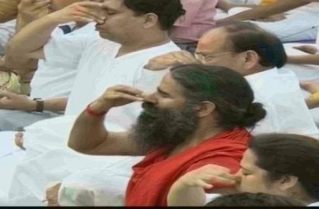 राजपथ पर हुआ योग अभ्यास