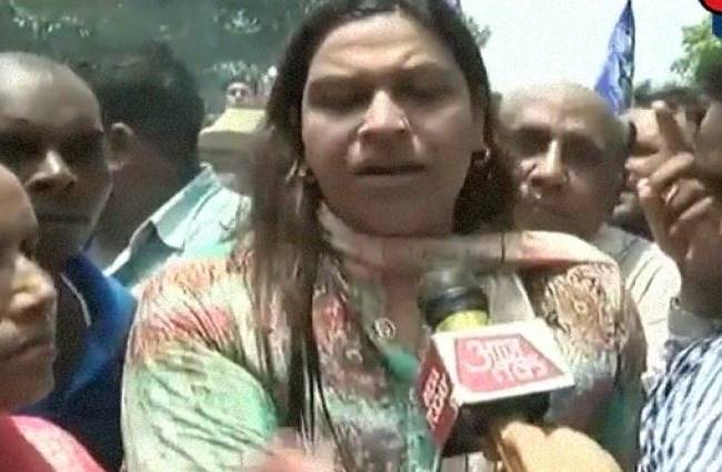 'दयाशंकर की जीभ काटने पर मिलेंगे 50 लाख'