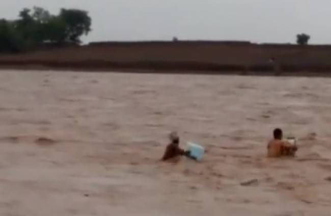 बाढ़ और बारिश से तबाही