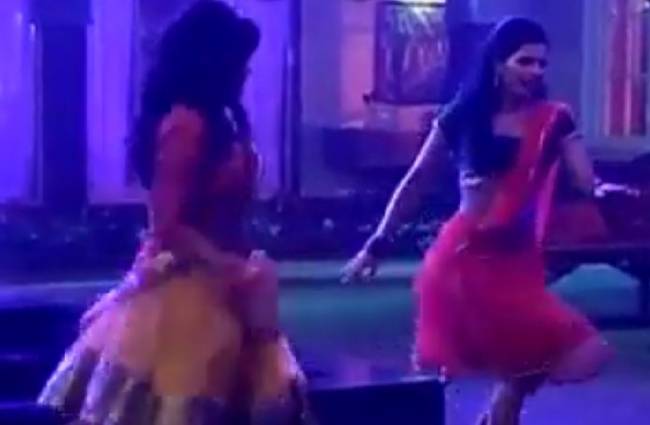 बहू हमारी रजनीकांत के सेट पर डांस का माहौल