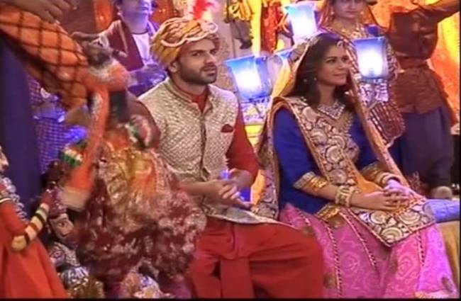 परिधि के घर जश्न का माहौल