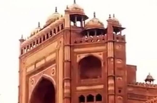 यूपी के दिल में क्या है?