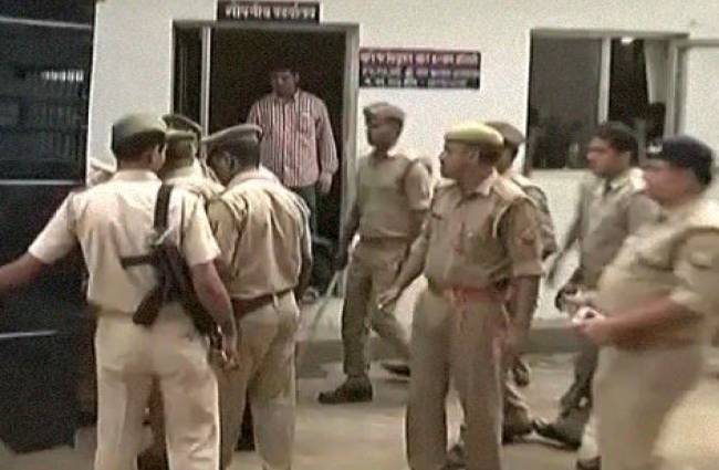 हल्ला बोल