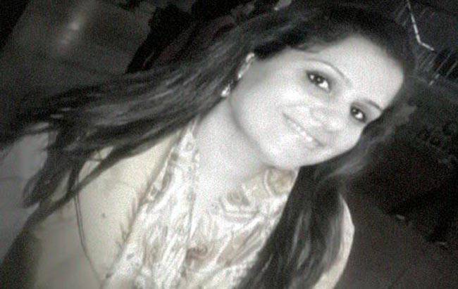 सड़क हादसे में एयरहोस्टेस की मौत