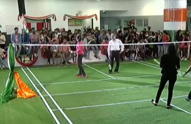 देशभर में दुआओं का दौर जारी