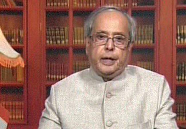 हमारा लोकतंत्र न्याय, समानता और भाईचारे के स्तंभ पर टिका है: प्रणब मुखर्जी