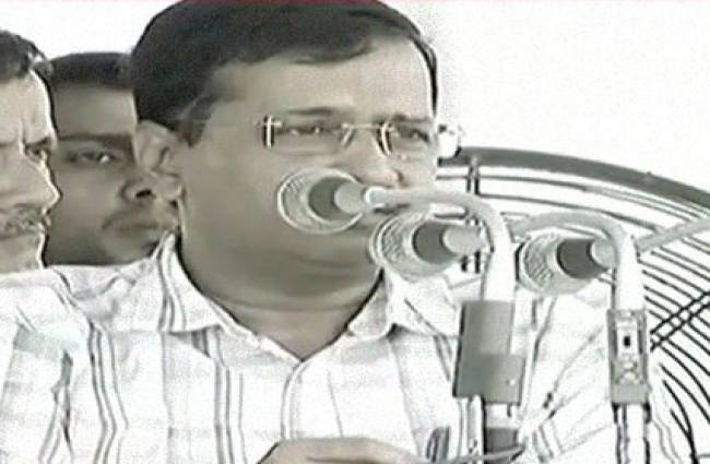 मोदी से हारे अरविंद केजरीवाल!