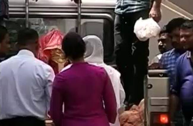 शक्की आंटी