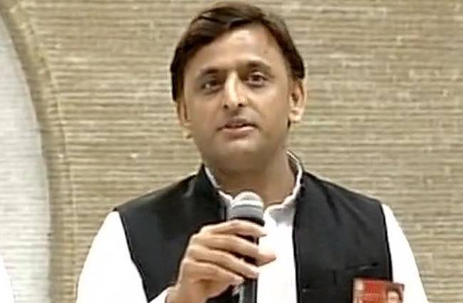 यूपी के सीएम अखिलेश यादव