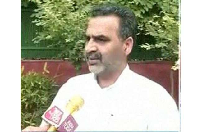 समाजवादी परिवार की लड़ाई पर BJP की चुटकी