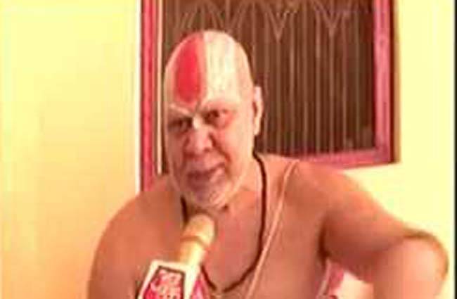 अयोध्या पहुंचे राहुल गांधी