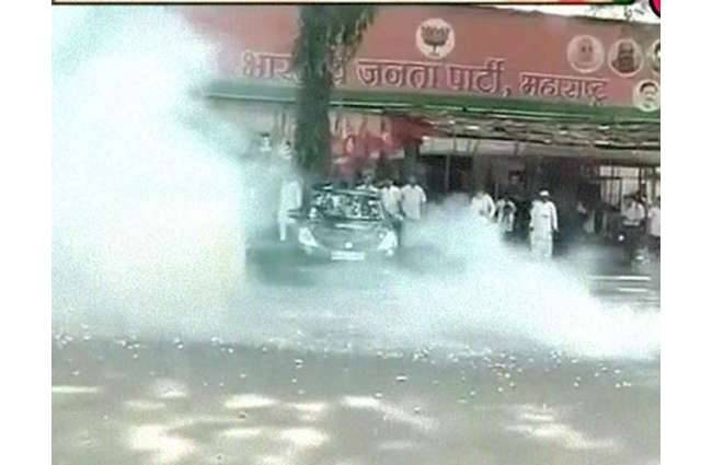 PoK में सर्जिकल स्ट्राइक, भारत में मनी दिवाली