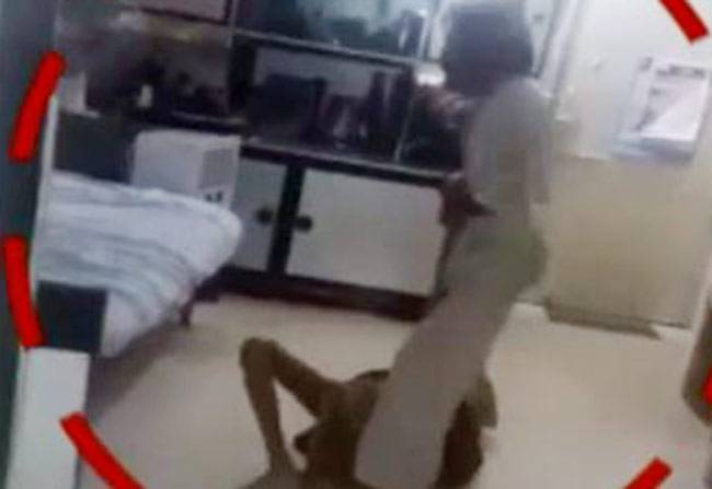 जायदाद के लिए बेटे ने की मां की पिटाई