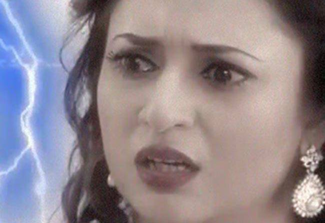 आलिया ने इशिता को दिया जोर का झटका