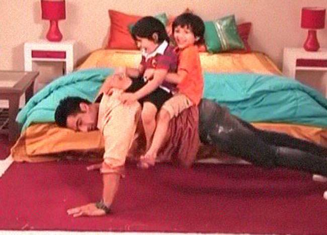 जब बच्चों के साथ जग्गी ने की मस्ती