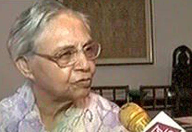 अरविंद केजरीवाल को इस्तीफा दे देना चाहिए: शीला दीक्षित