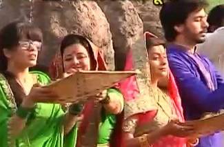 सास, बहू और बेटियां