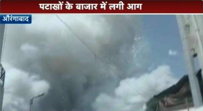 100 से ज्यादा दुकानें जलकर खाक