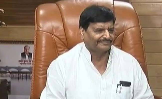 UP में शिवपाल यादव का 'इस्तीफा कार्ड'!