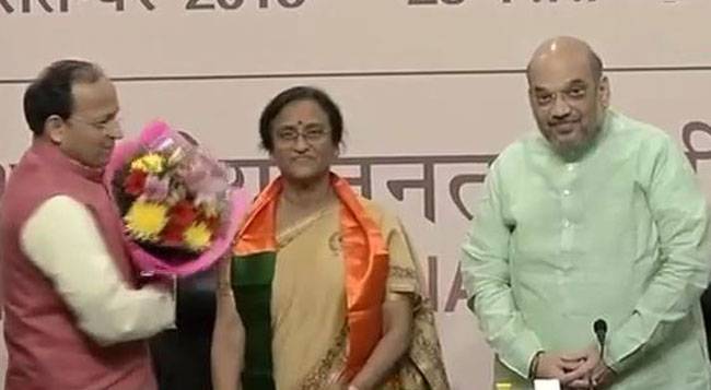 क्या बागियों के भरोसे ही UP में कमल खिलेगा?