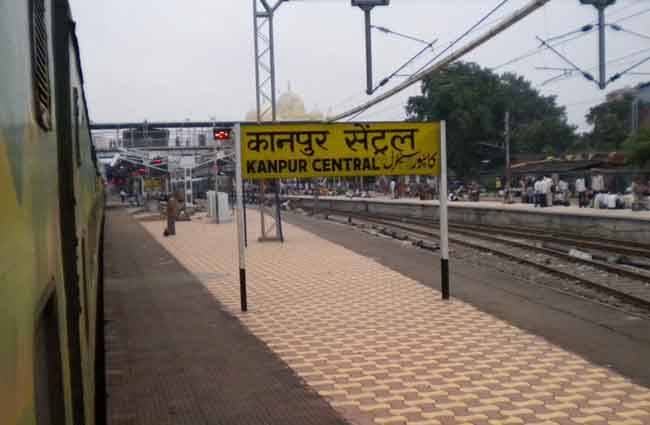 हथियारबंद बदमाशों ने यात्रियों पर हमला किया